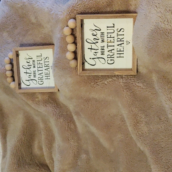 Table Decor - Picture 1 of 1